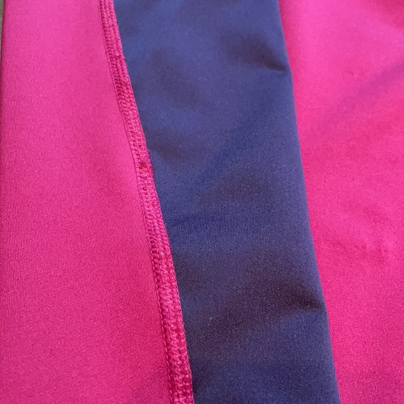 Nike Pro Dri-Fit 1/2 zip hoodie - Picture 6 of 6